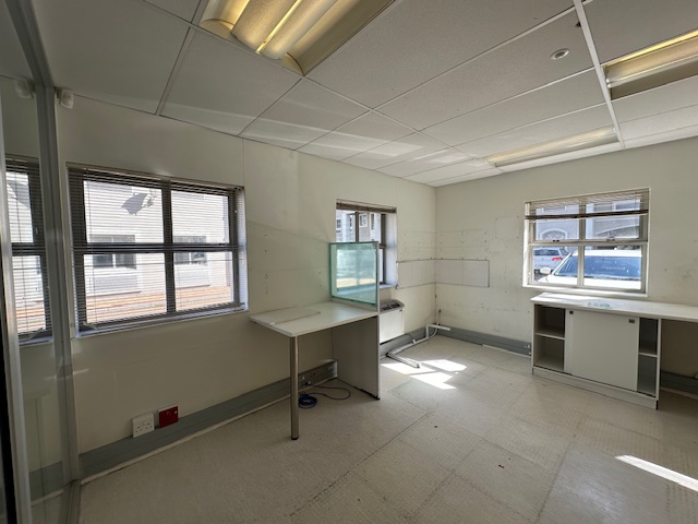 To Let commercial Property for Rent in Pinelands Western Cape